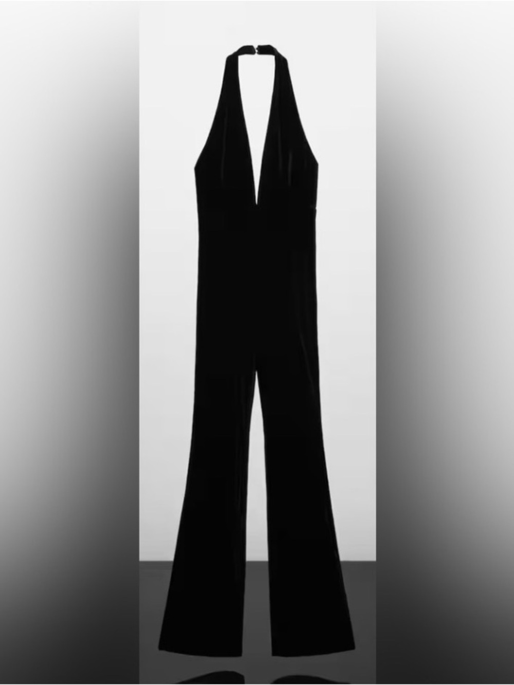 Jen Cabello x Mango Halter-neck velvet jumpsuit - Picture 4 of 4